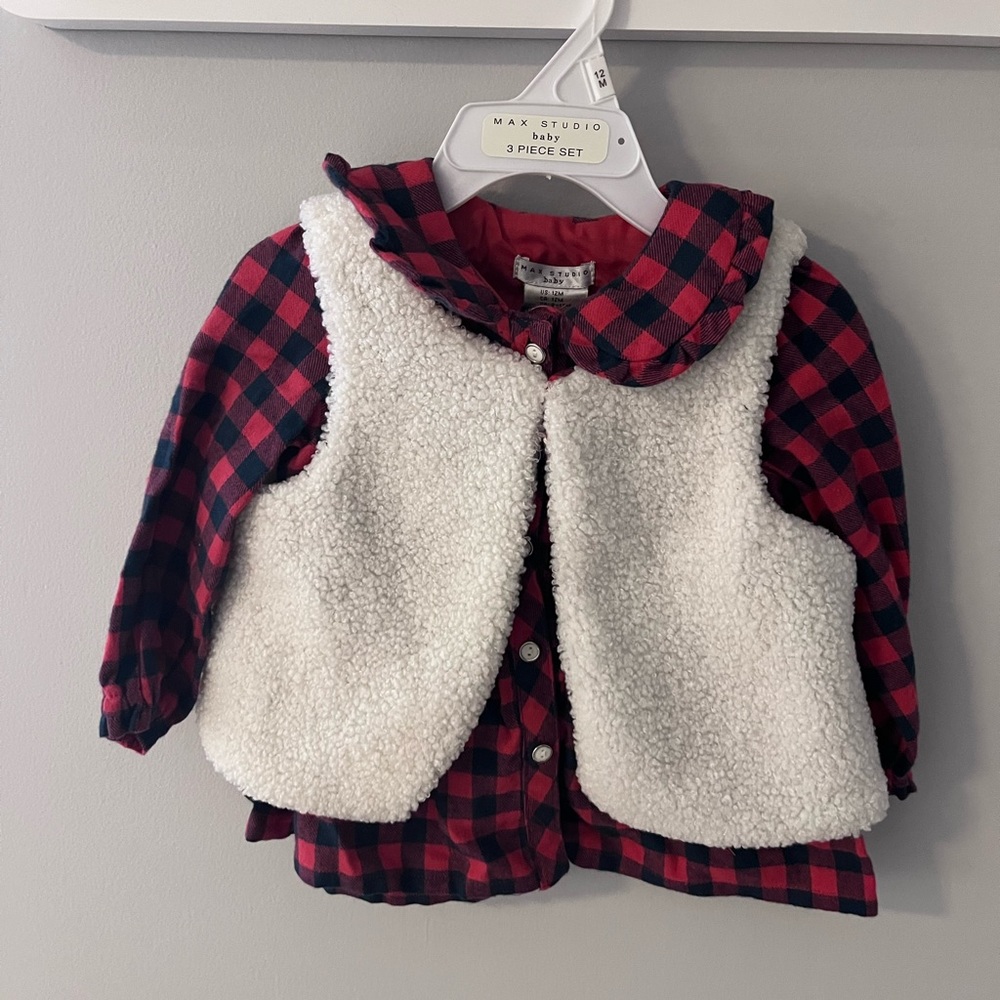 Max Studio plaid top and vest